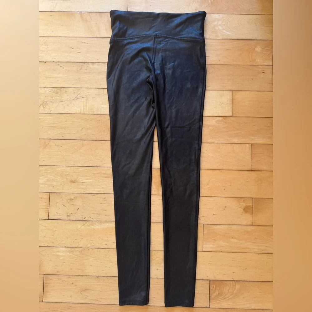 Spanx black faux leather leggings women’s size S‎